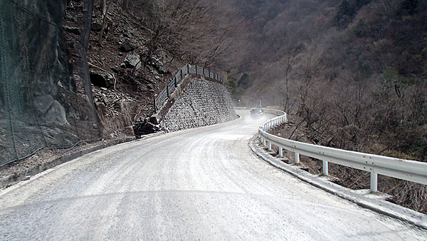 一部舗装工事区間有り